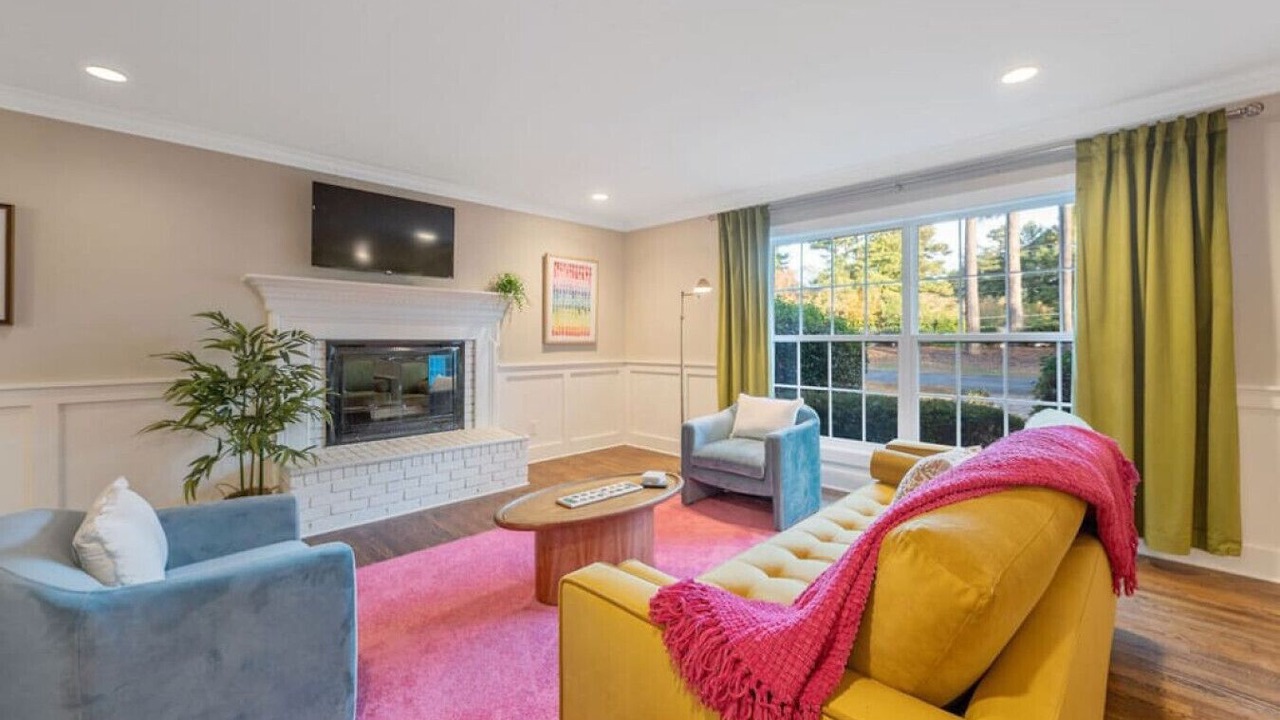 Photo of Livingroom in Northwest Raleigh