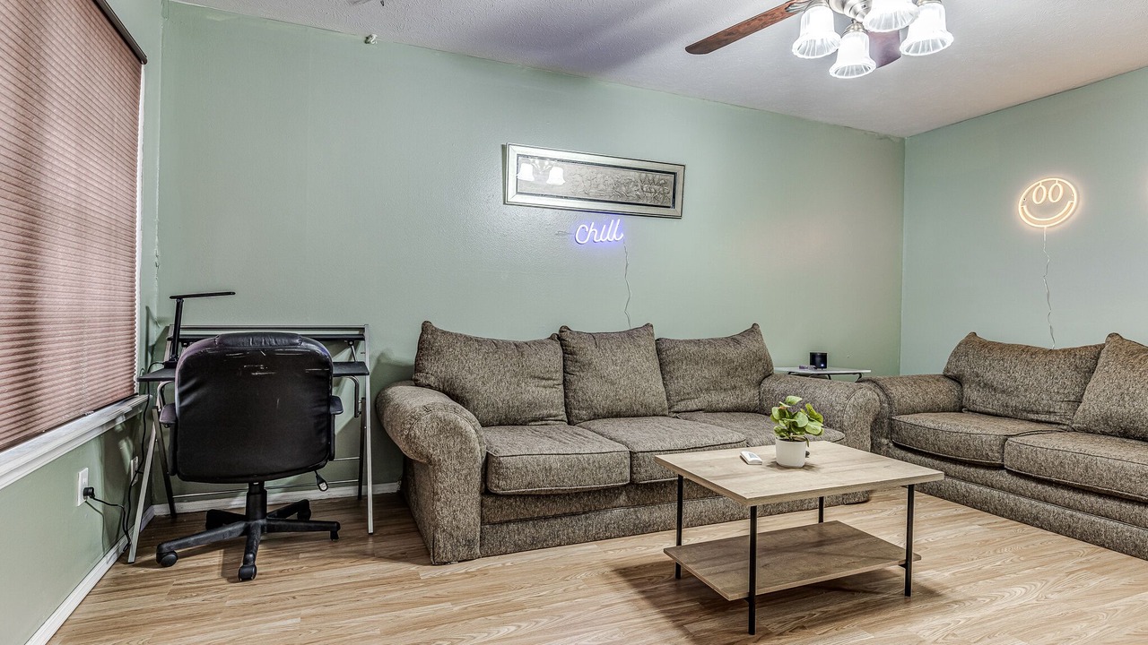 Photo of Livingroom in South Oklahoma City