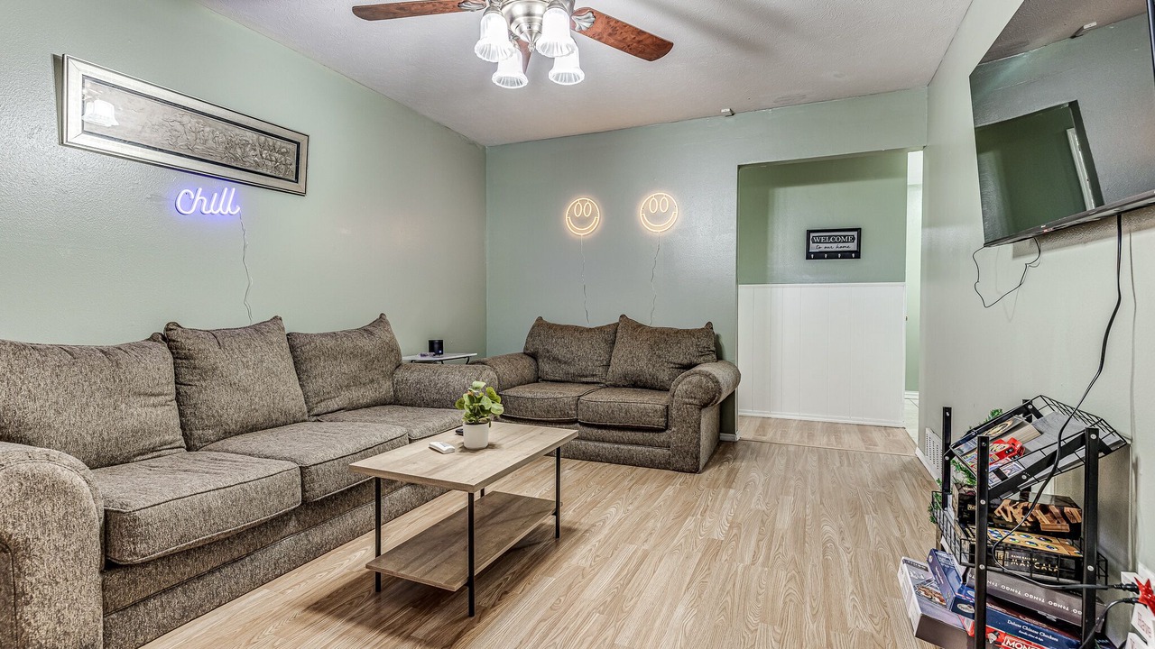 Photo of Livingroom in South Oklahoma City