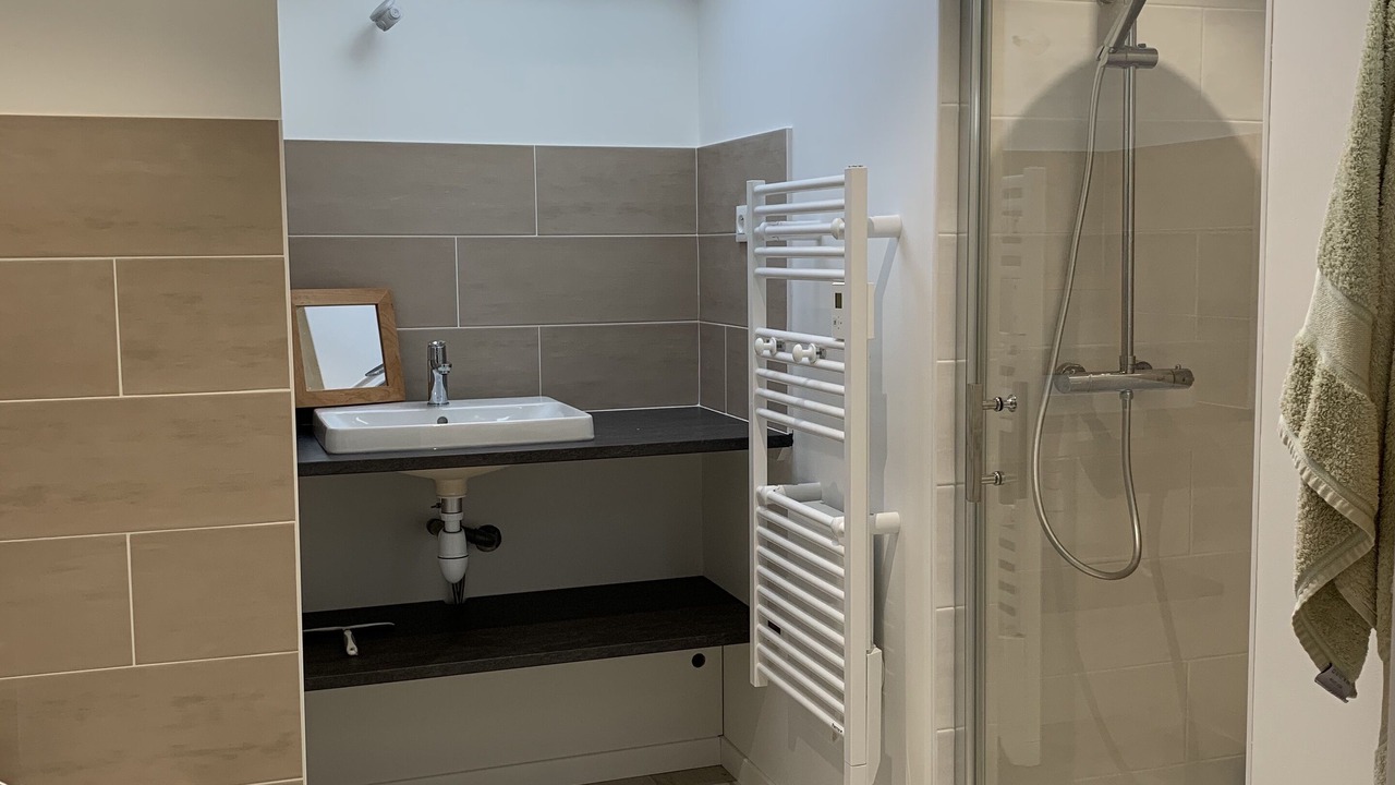 Photo of Bathroom in Deneze-sous-Doue