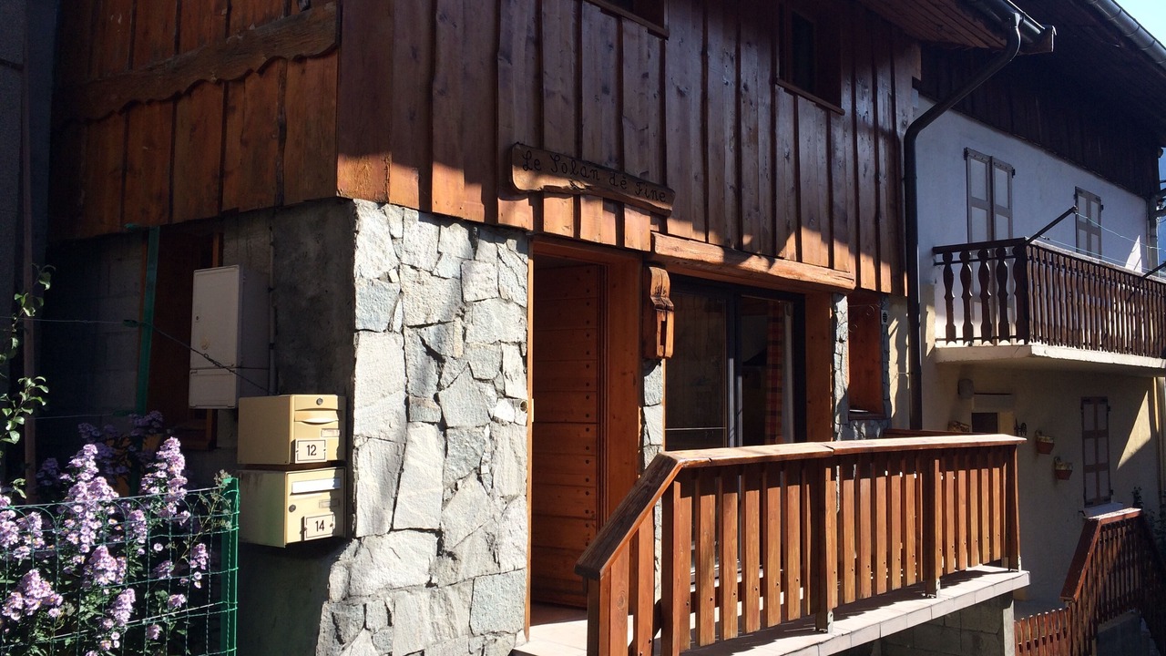 Photo of Outdoor in Novallay