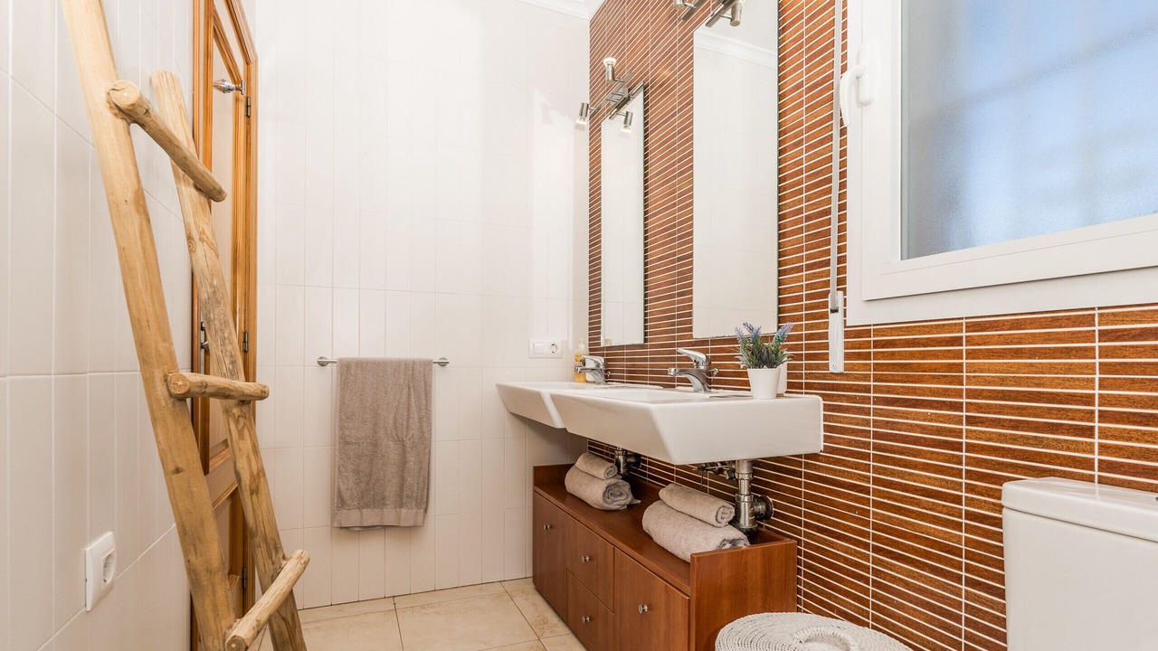 Photo of Bathroom in Costa Nova