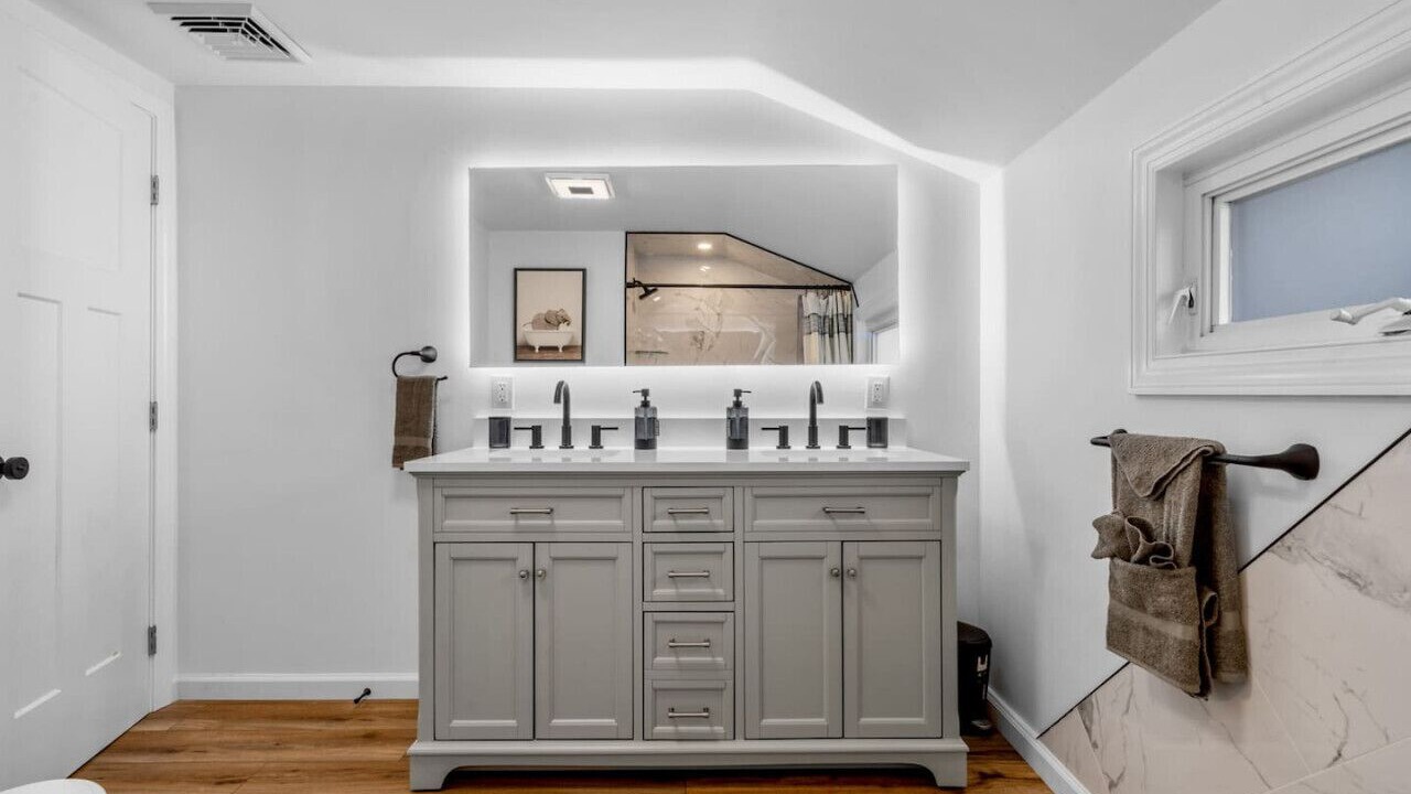 Photo of Bathroom in Plantsville