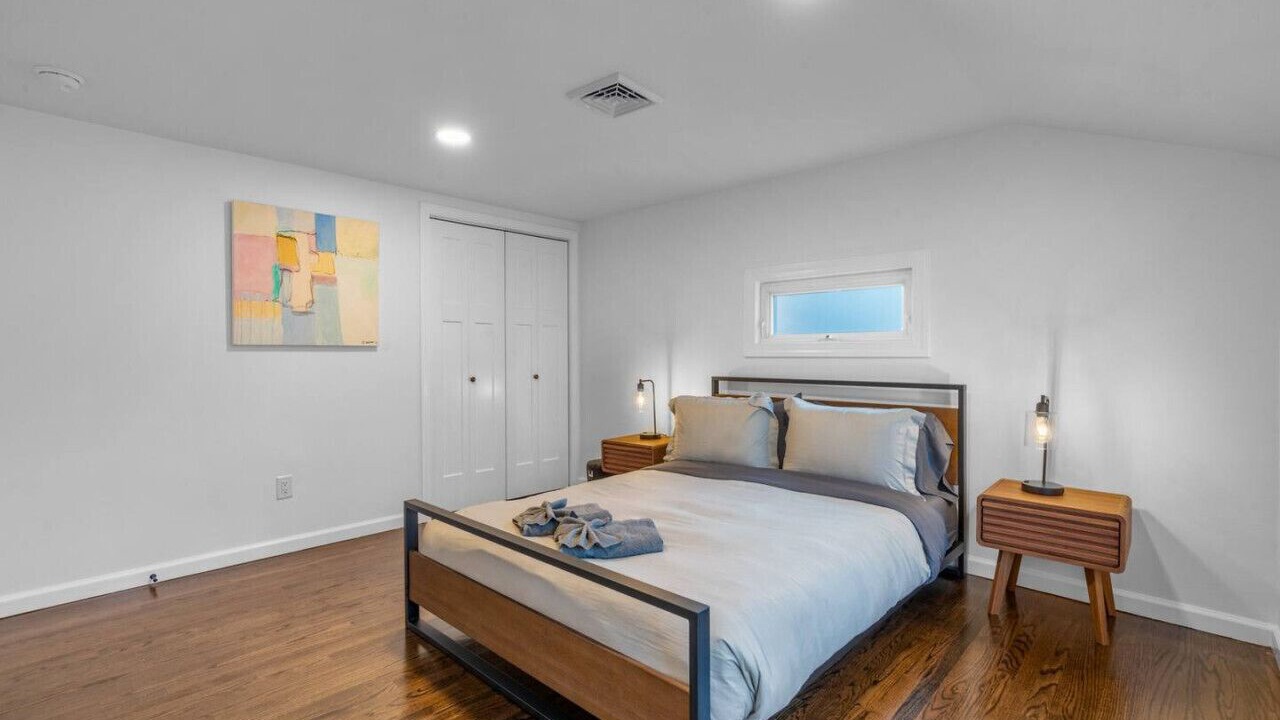 Photo of Bedroom in Plantsville