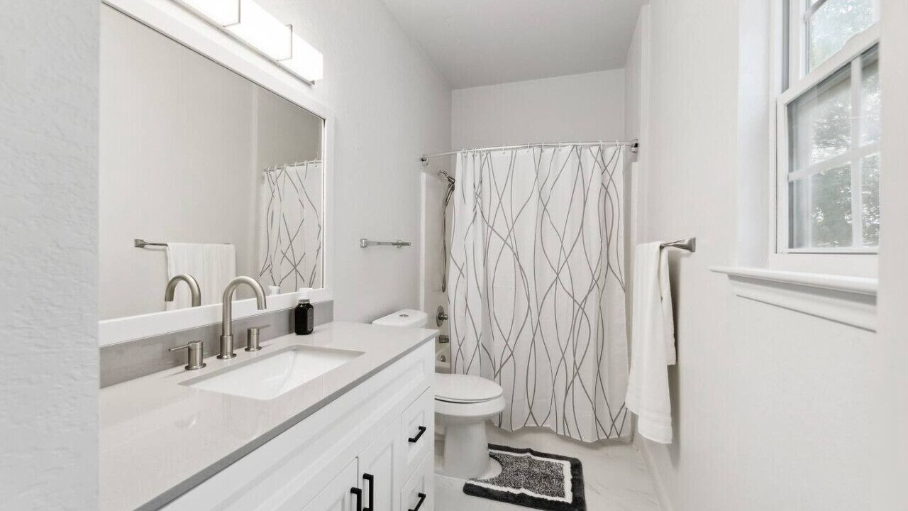Photo of Bathroom in Foster Heights