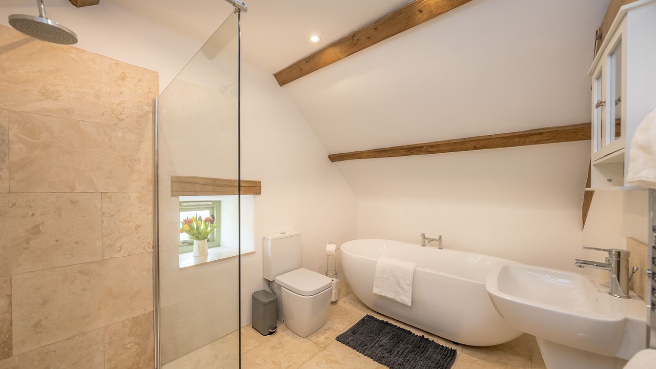 Photo of Bathroom in Cwmtirmynach