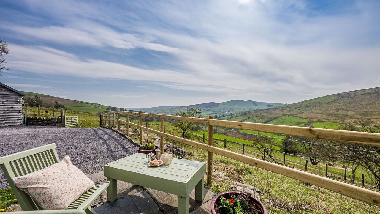 Photo of Patio Balcony in Cwmtirmynach