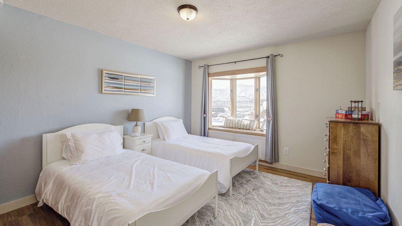 Photo of Others in Monitor