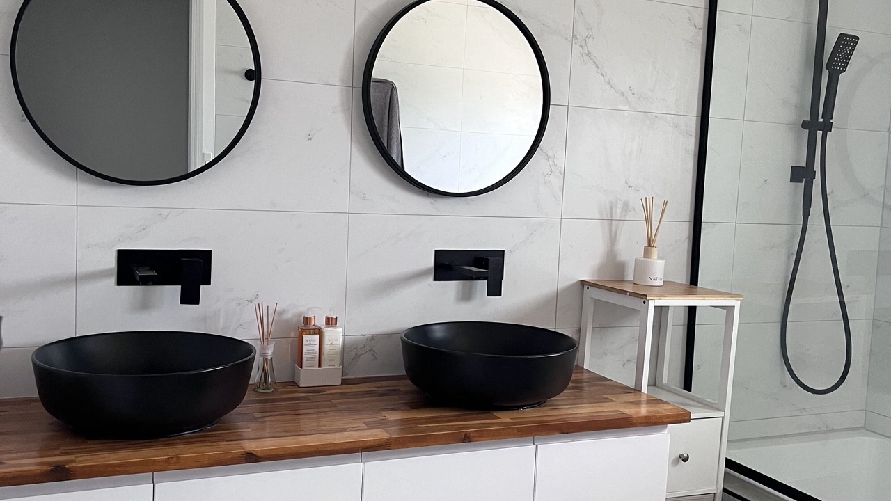 Photo of Bathroom in Parkes