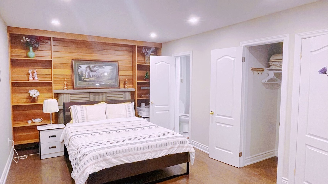 Photo of Bedroom in Unionville
