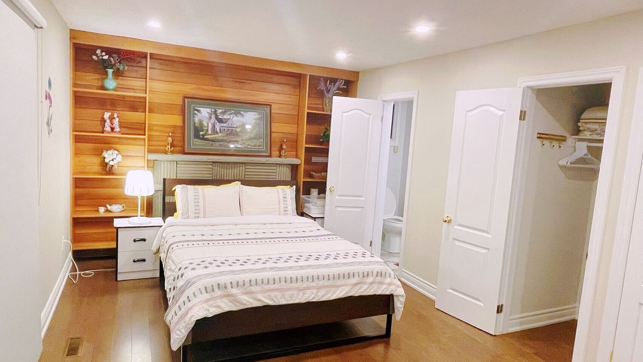Photo of Bedroom in Unionville