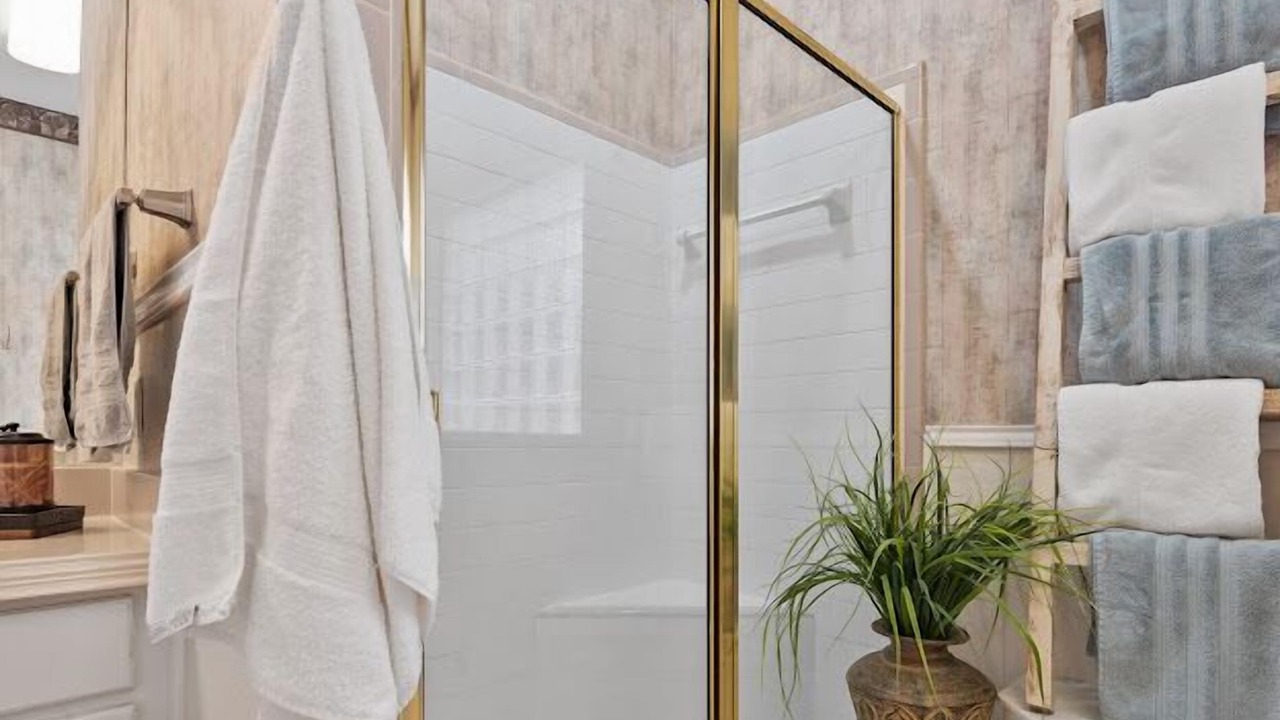 Photo of Bathroom in Etoile