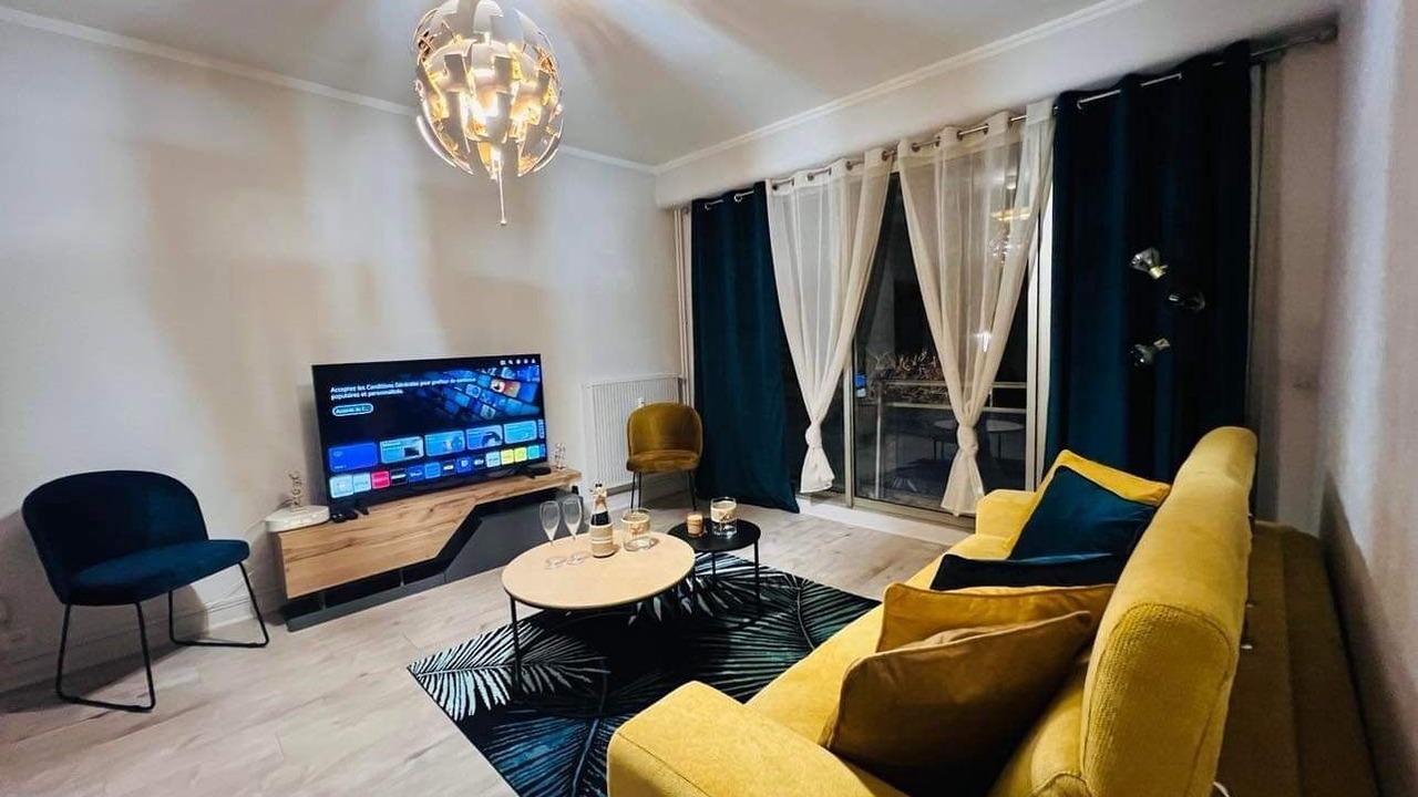 Photo of Livingroom in Epernay