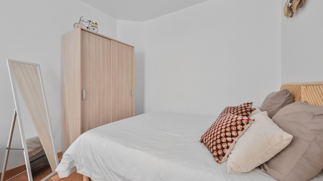 Photo of Bedroom in Arts-et-Metiers