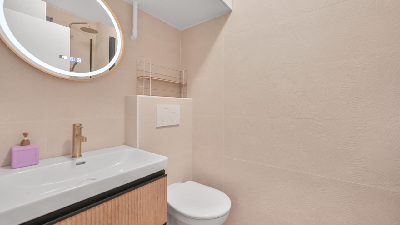 Photo of Bathroom in Arts-et-Metiers