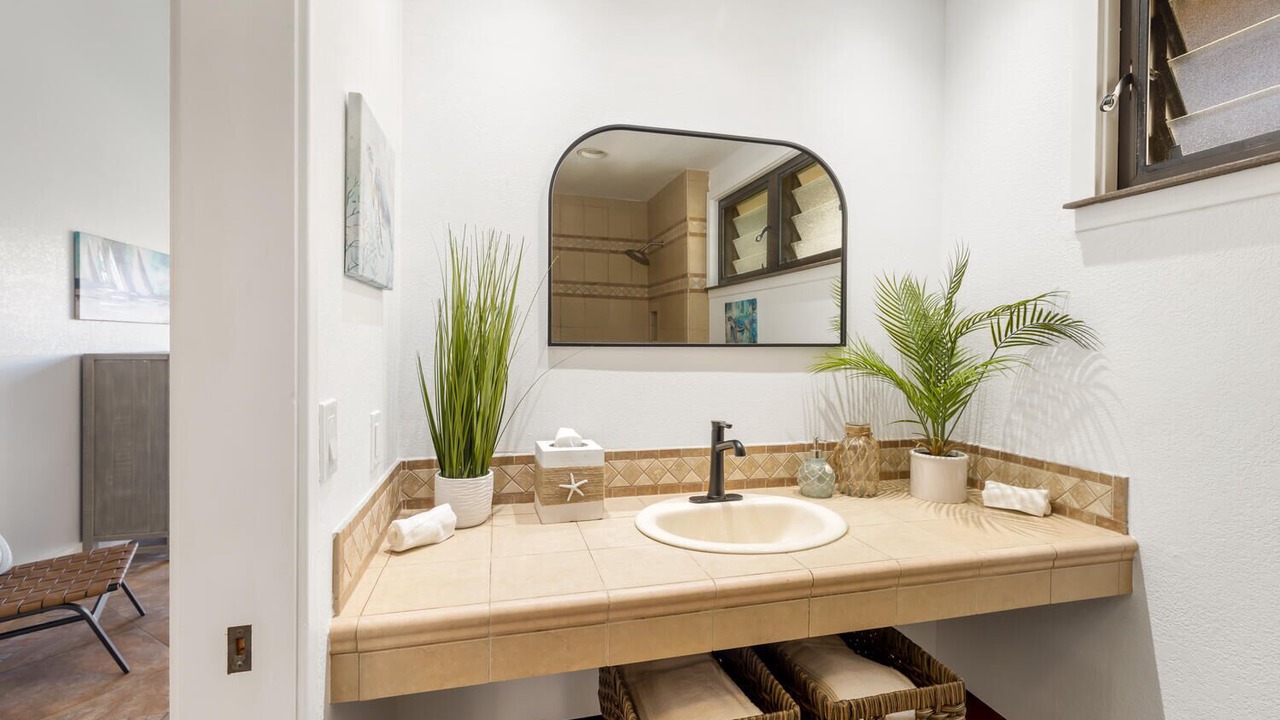 Photo of Bathroom in Poipu