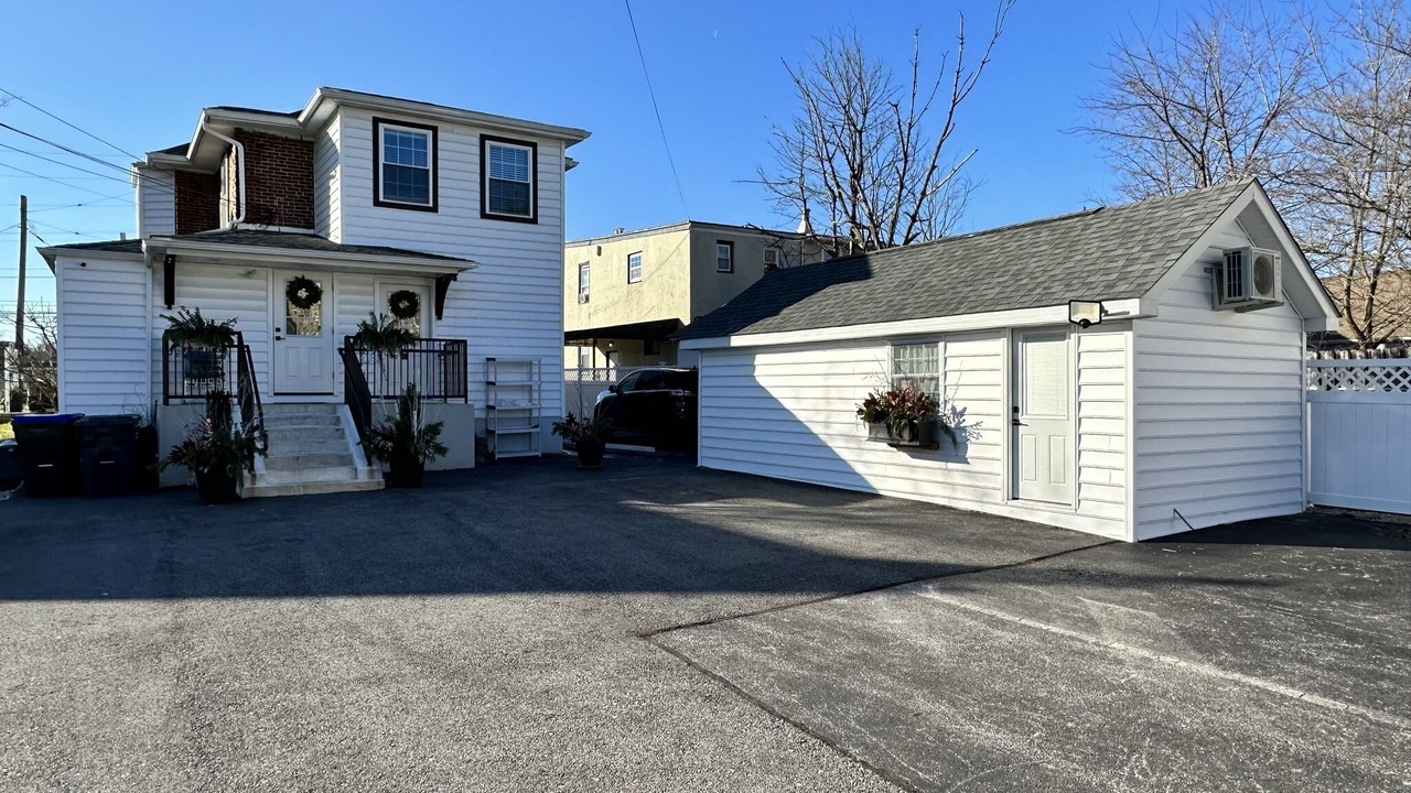 Photo of Others in Wayne