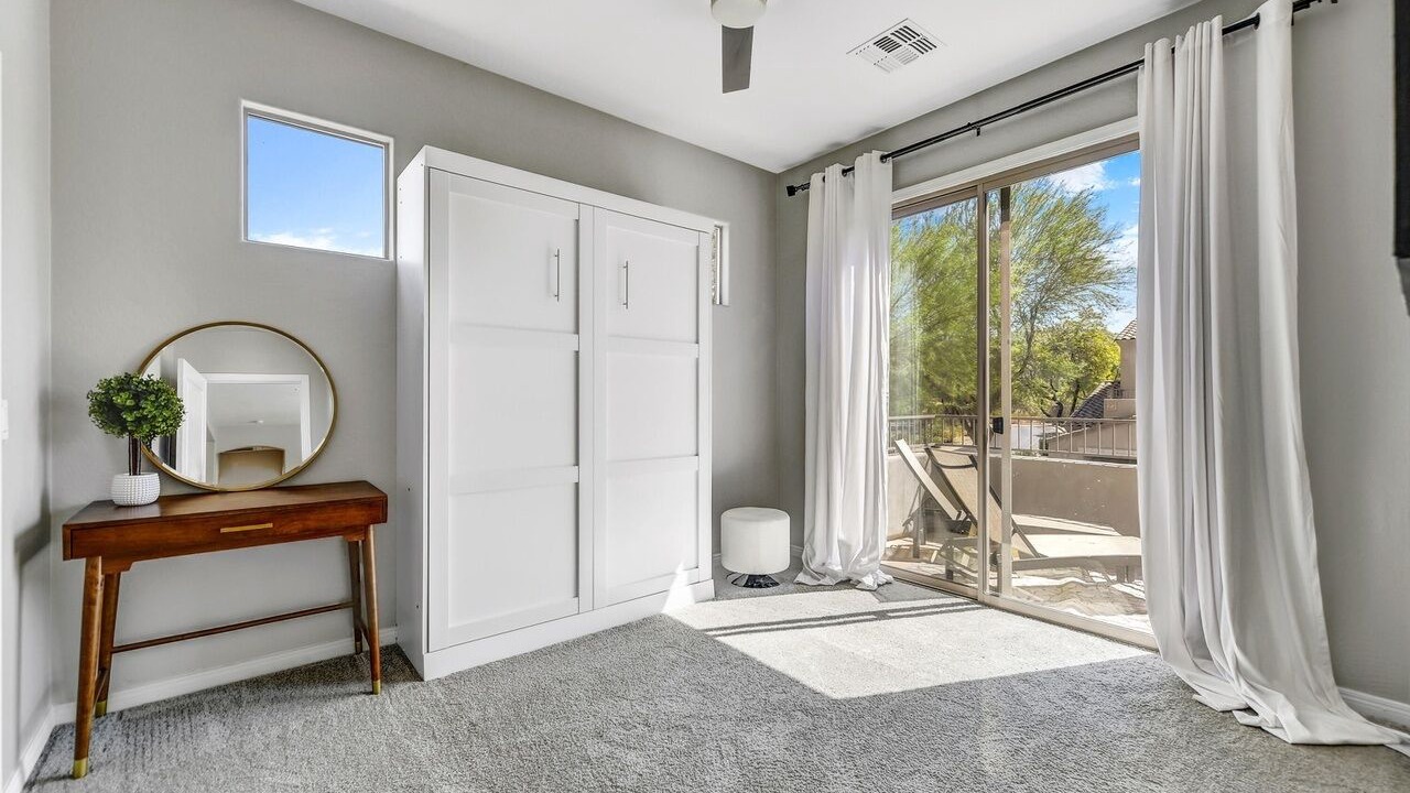 Photo of Bedroom in Talon Retreat