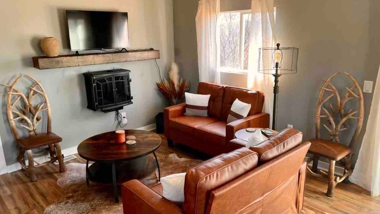 Photo of Livingroom in Lancaster