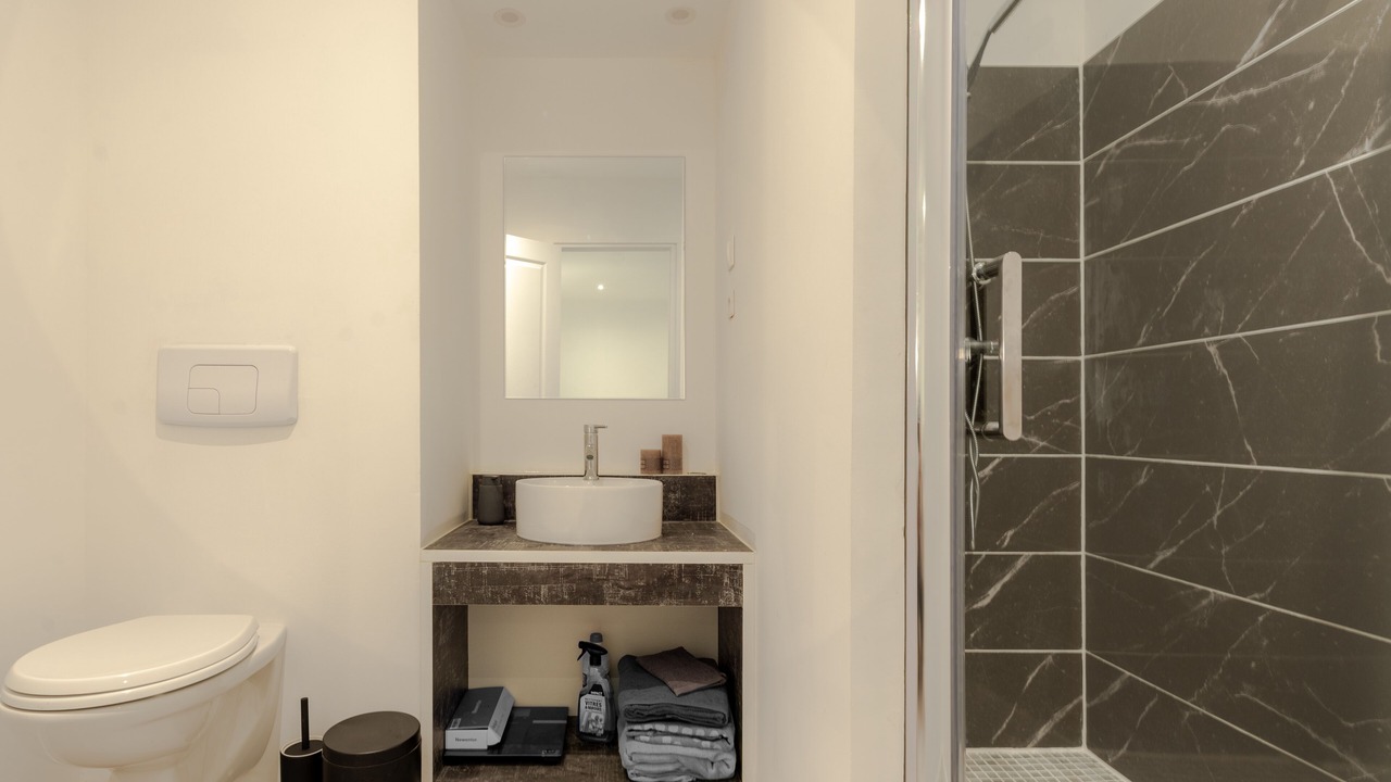 Photo of Bathroom in Cadillac