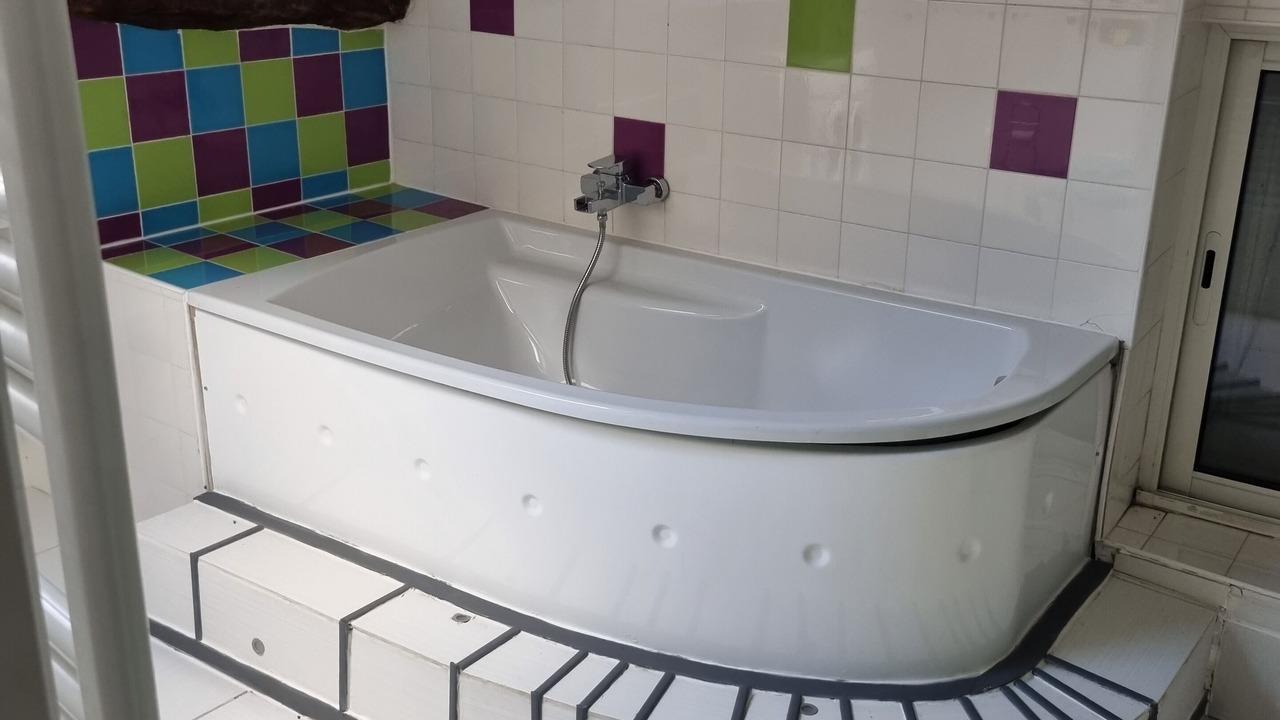 Photo of Bathroom in Meyrueis
