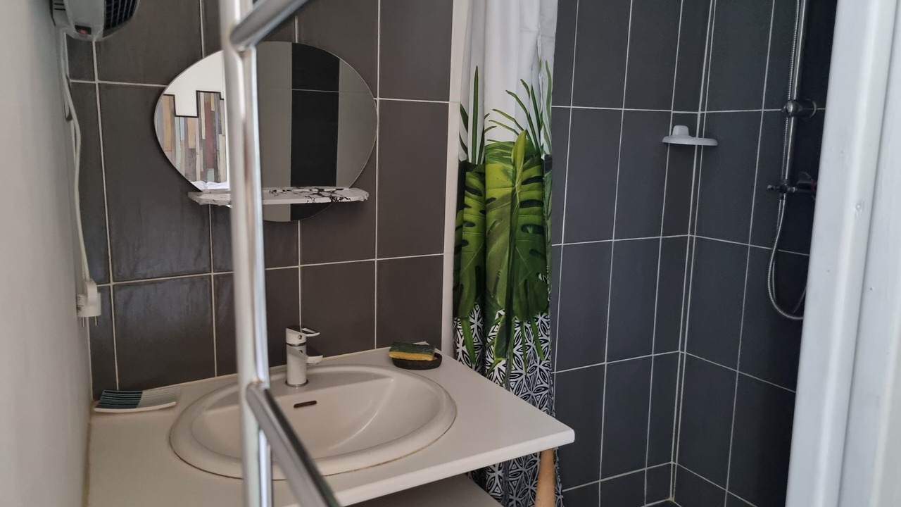 Photo of Bathroom in Meyrueis