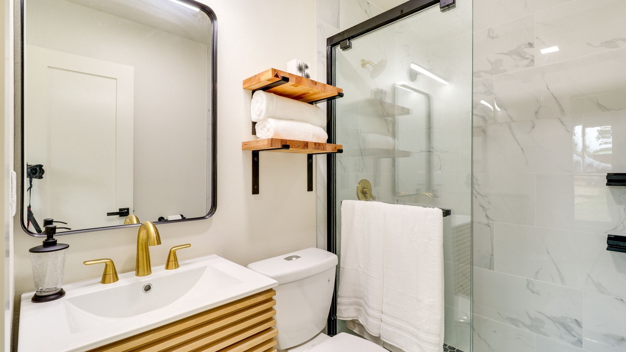 Photo of Bathroom in Burnet