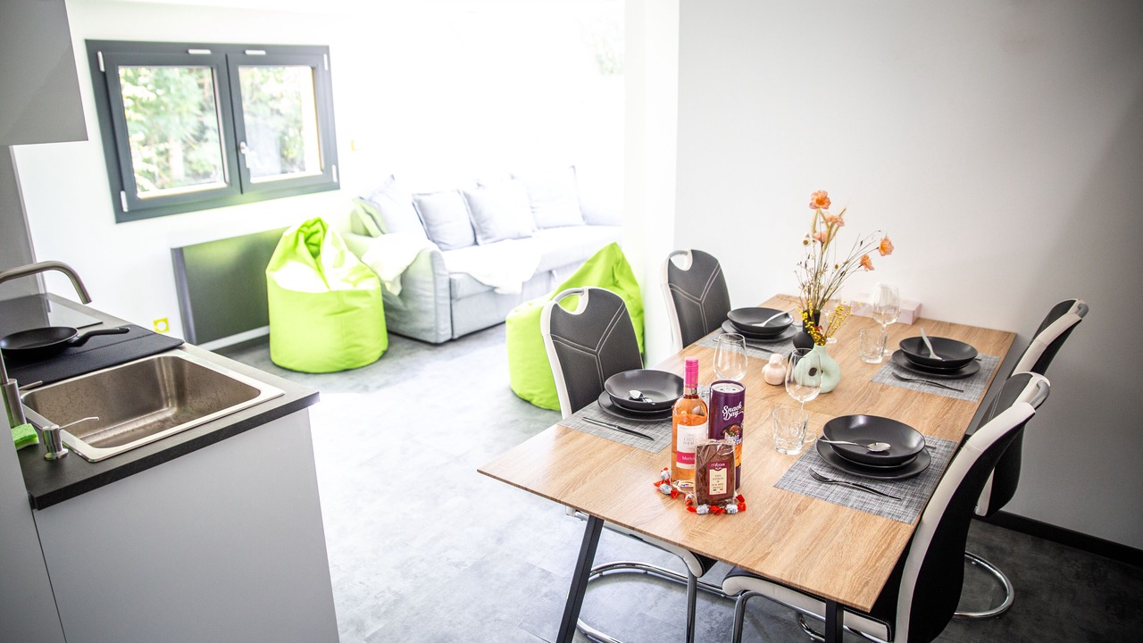 Photo of Others in Cholonge