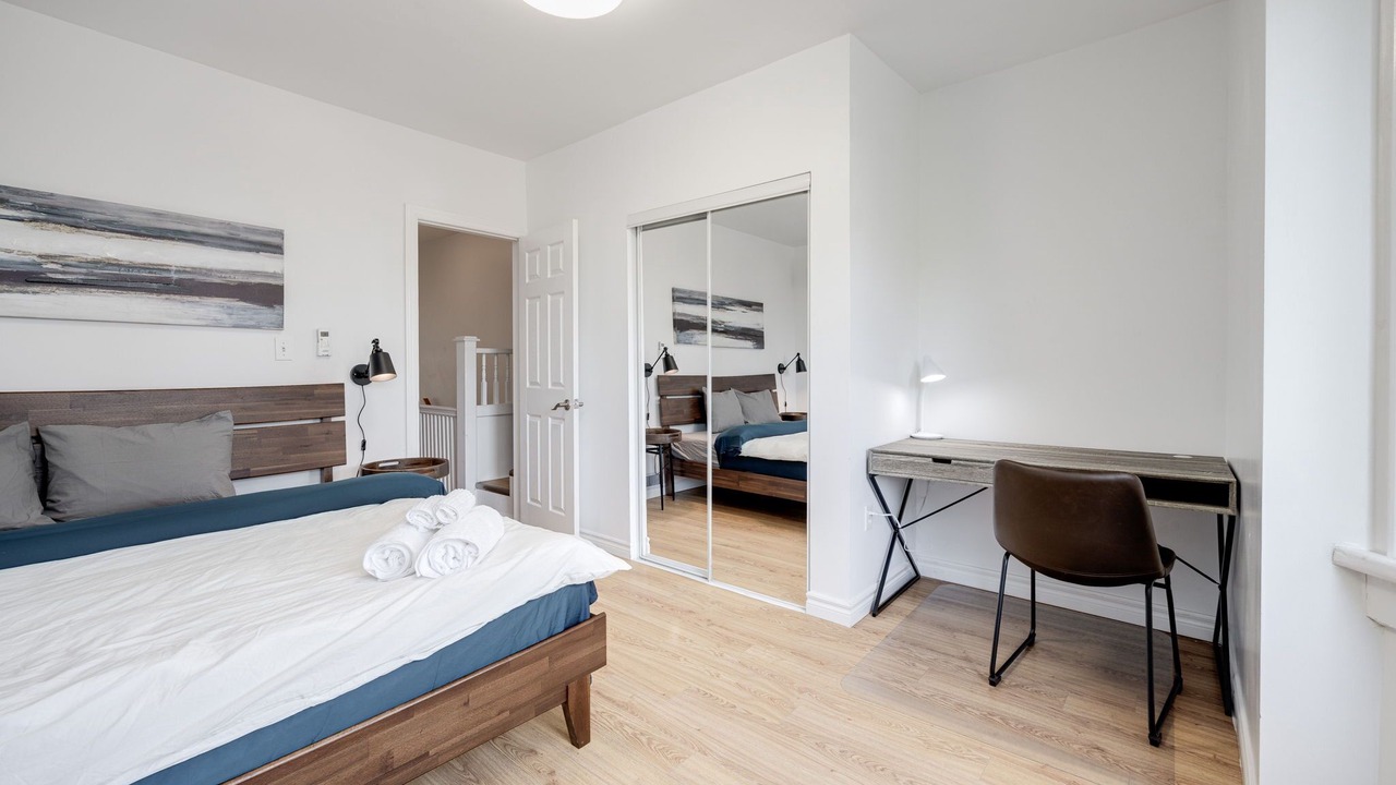 Photo of Bedroom in Beach Hill