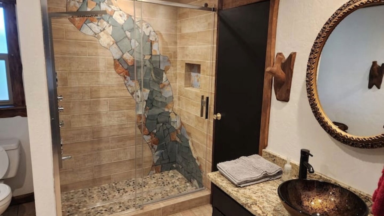 Photo of Bathroom in Timberon