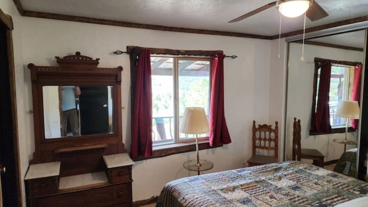 Photo of Bedroom in Timberon
