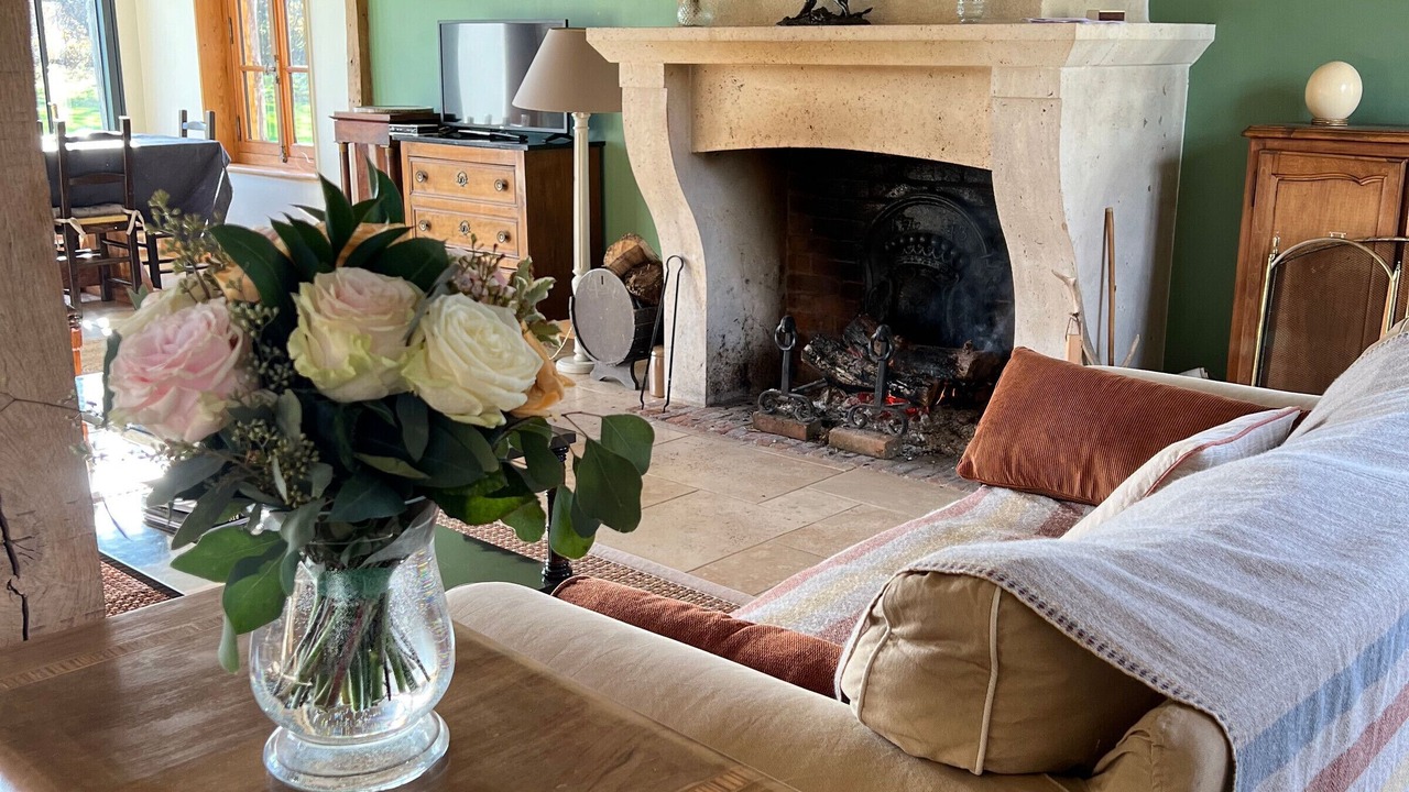 Photo of Livingroom in Jouy-le-Potier