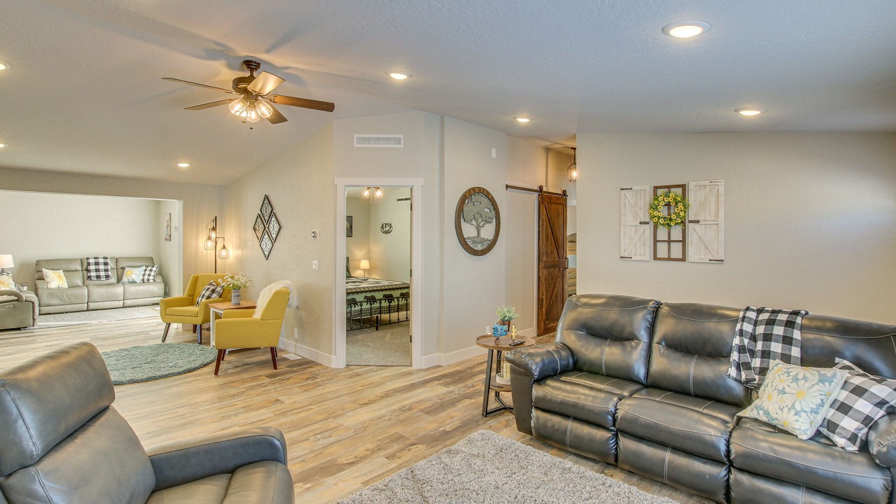 Photo of Livingroom in Bloomington