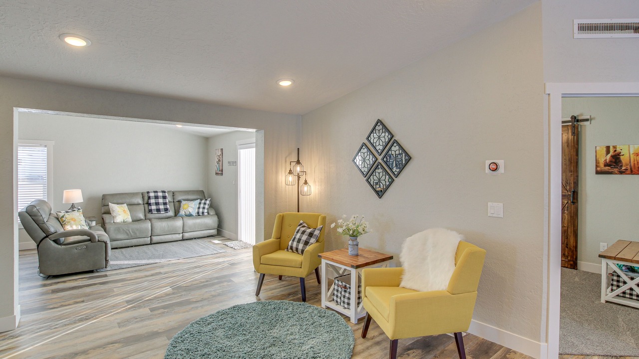 Photo of Livingroom in Bloomington