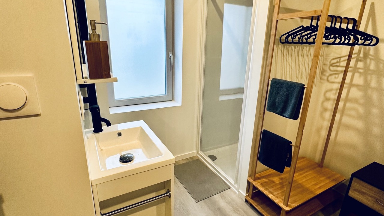 Photo of Bathroom in Isigny-sur-Mer