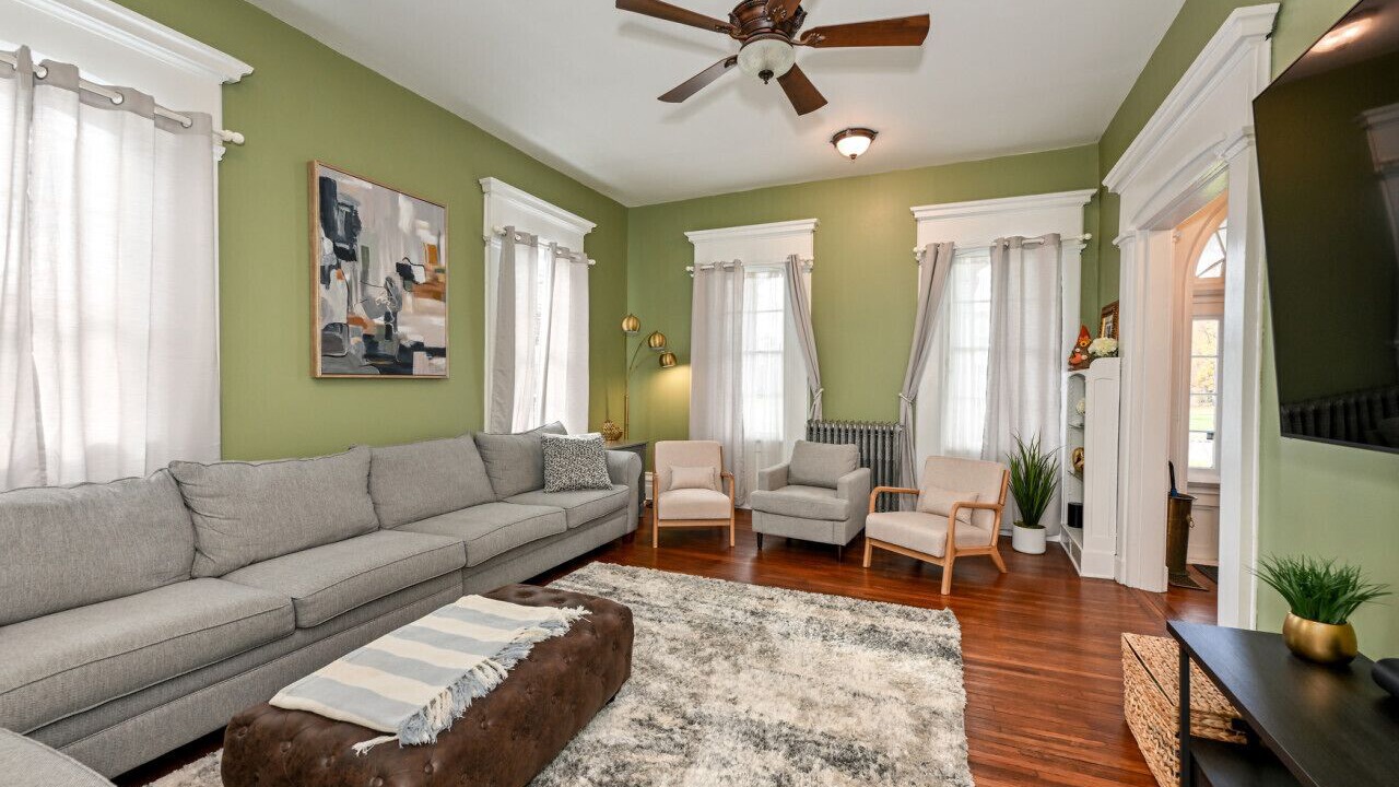 Photo of Bedroom in Warren