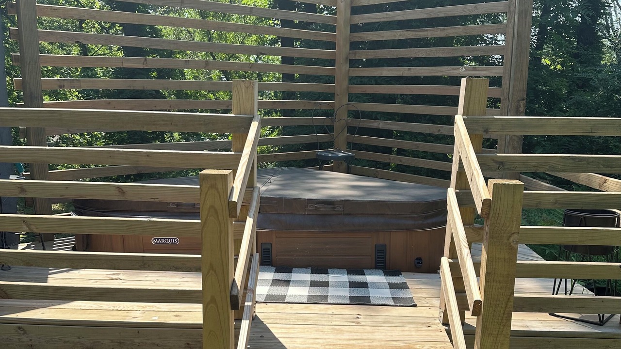 Photo of Patio Balcony in Van Buren
