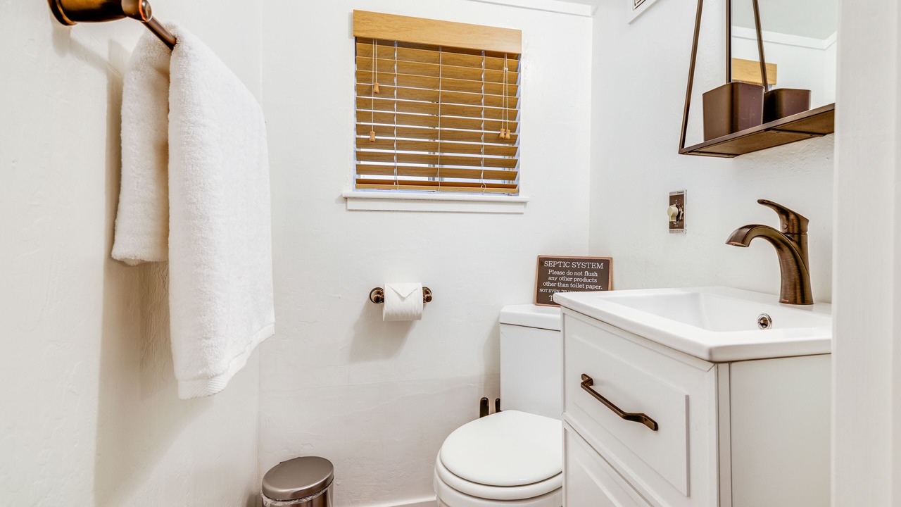 Photo of Bathroom in Dorrington