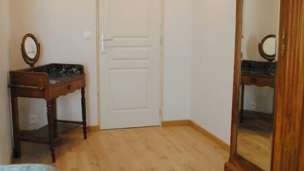 Photo of Bedroom in Sens-Beaujeu