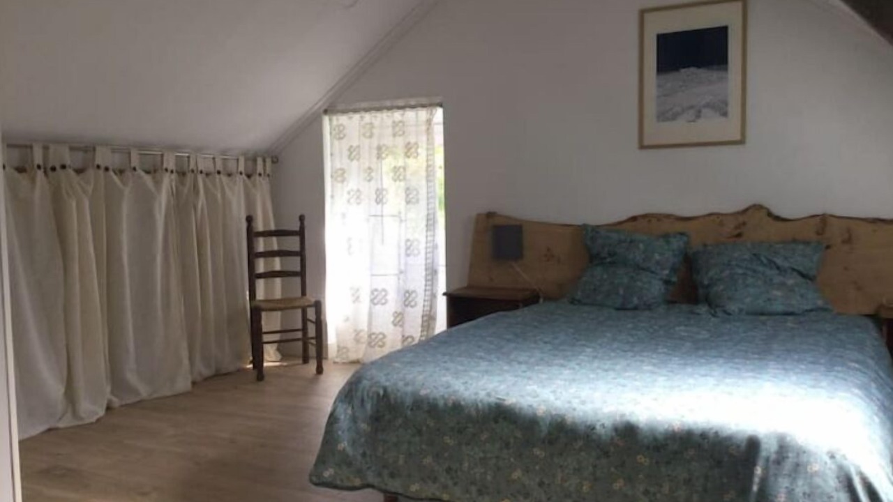 Photo of Bedroom in Sens-Beaujeu