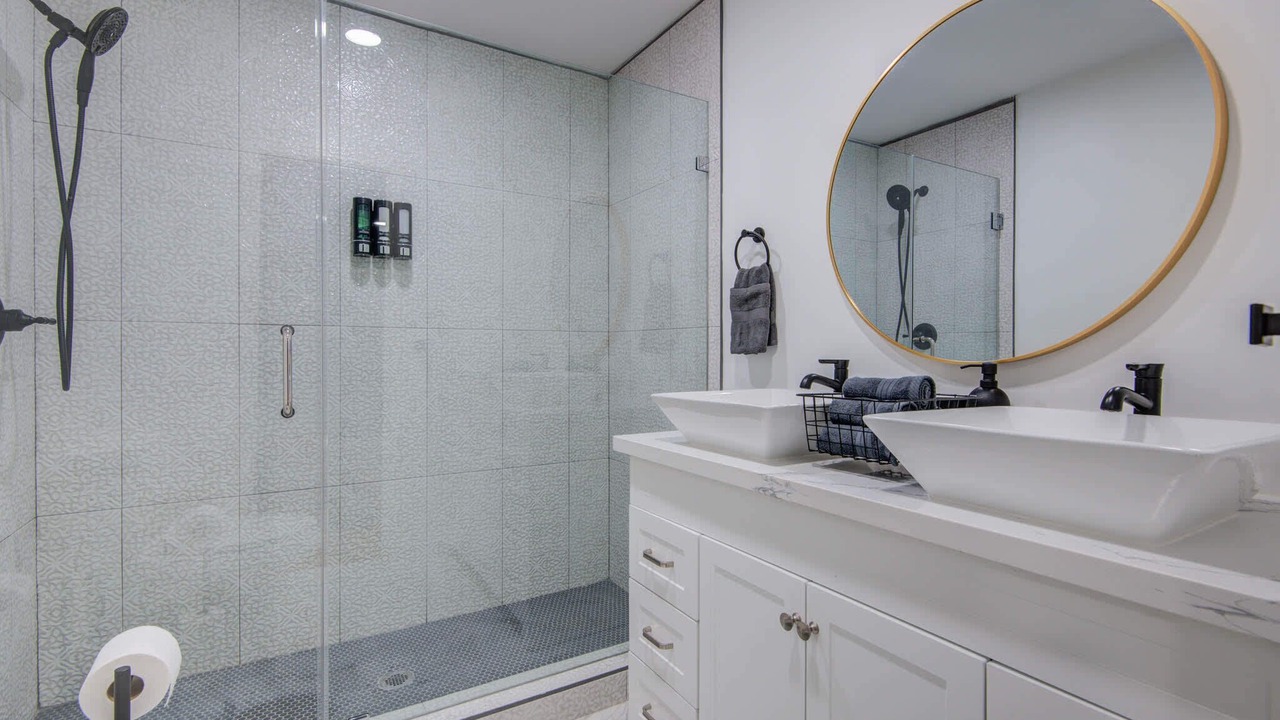 Photo of Bathroom in Woodlake - Briar Meadow