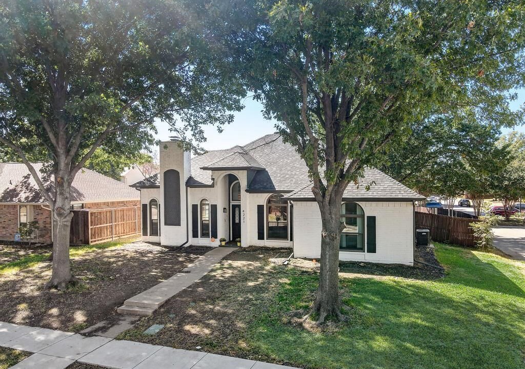 Photo of Outdoor in Northeast Carrollton