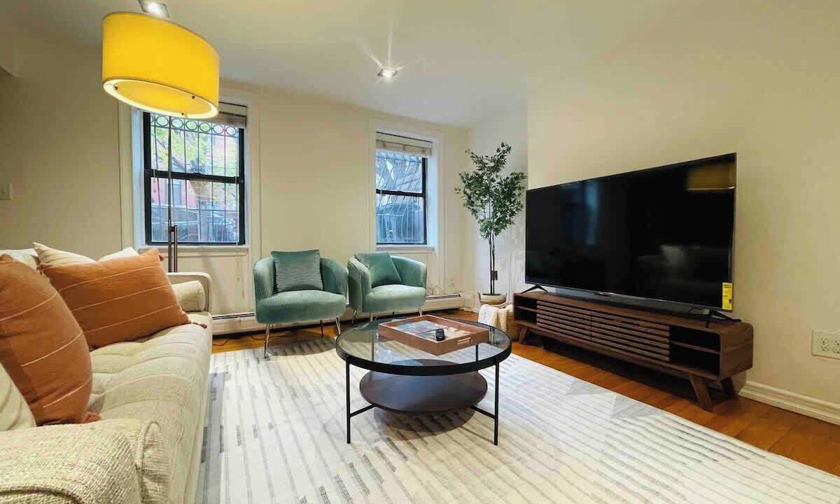 Photo of Livingroom in Historic Downtown