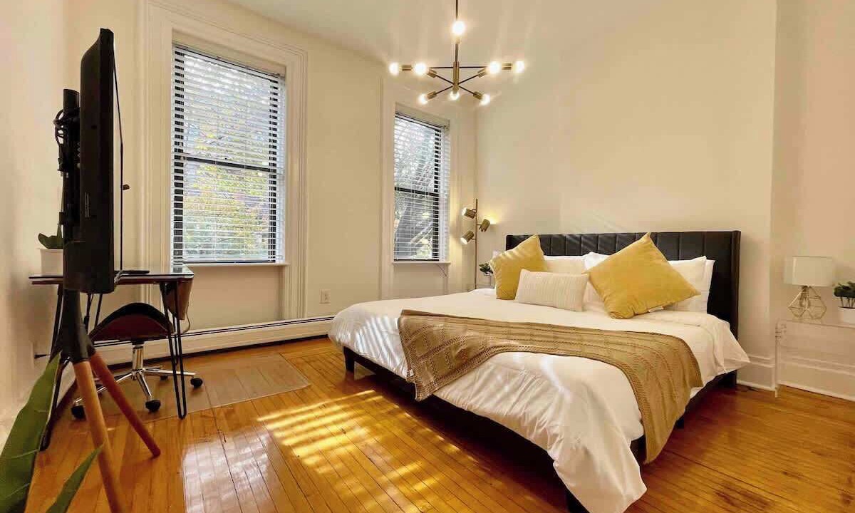 Photo of Bedroom in Historic Downtown