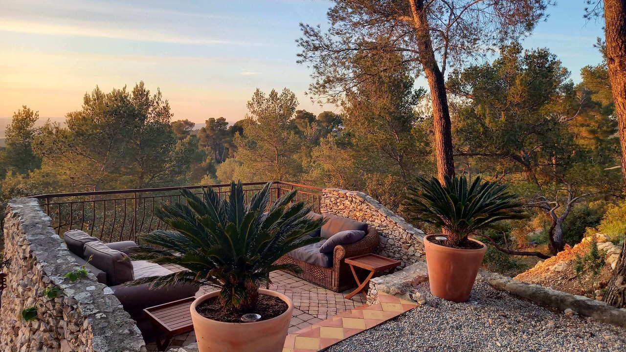 Photo of Patio Balcony in Bouc-Bel-Air