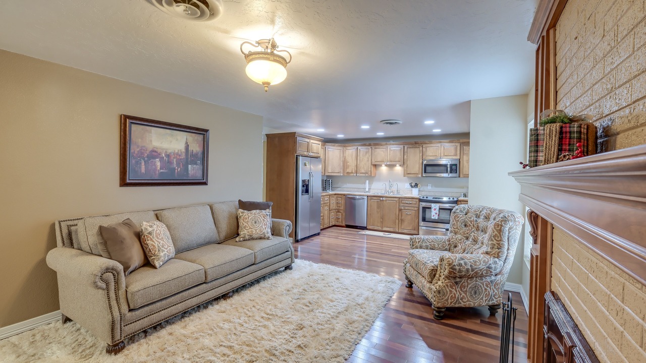 Photo of Livingroom in Lakewood