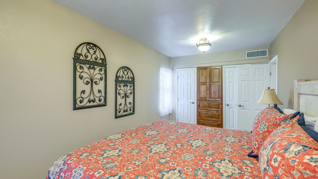 Photo of Bedroom in Lakewood