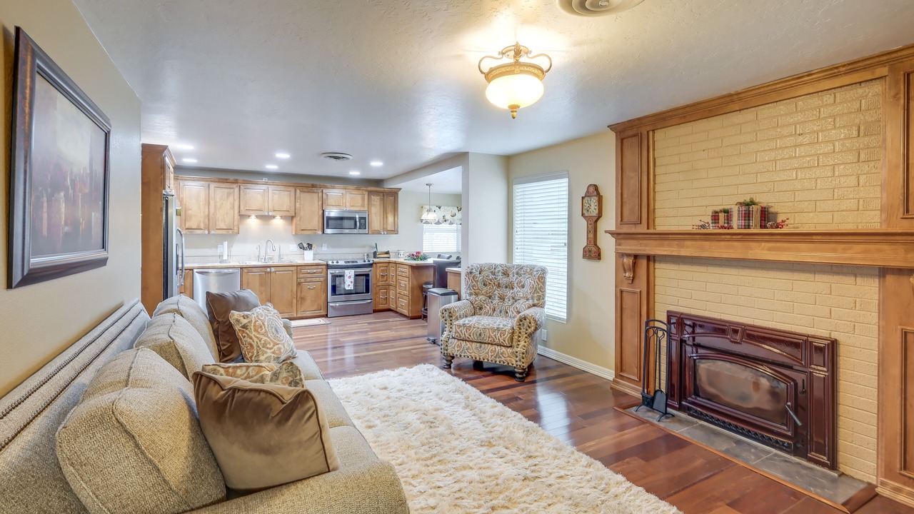 Photo of Livingroom in Lakewood