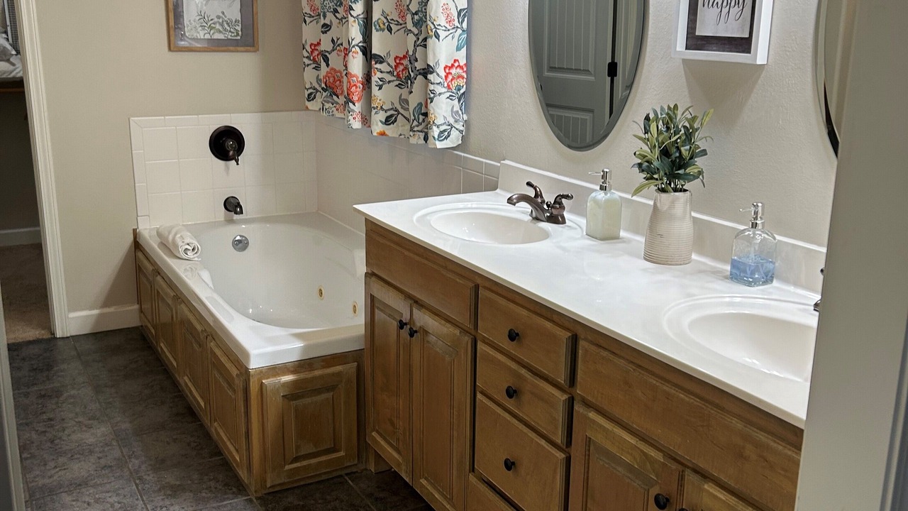 Photo of Bathroom in Hollister