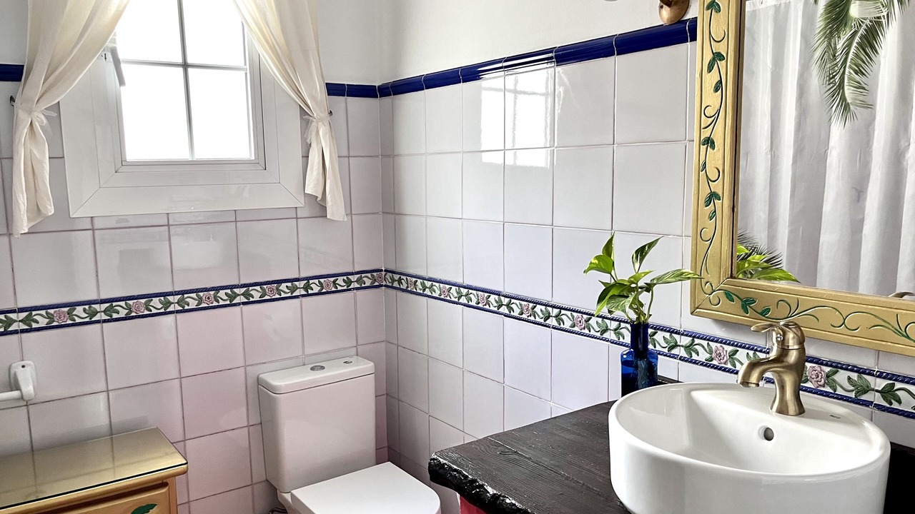 Photo of Bathroom in L'Olleria